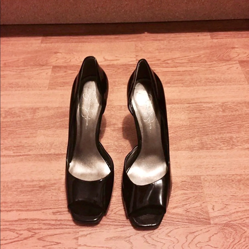 Jessica Simpson Black peep-toe heel ‼️